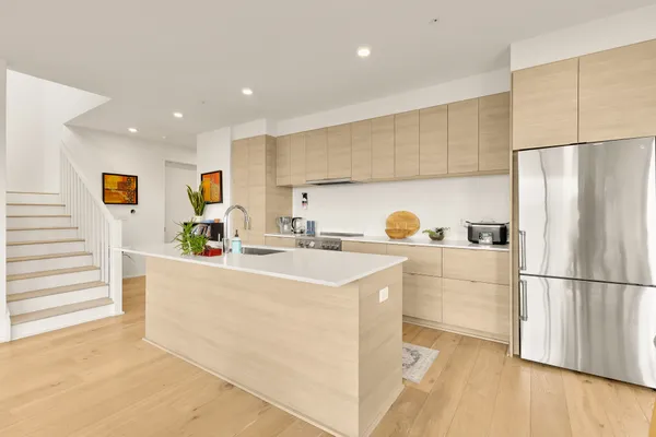 Contact Agent | 1550 11th Street Northwest, Unit 401, Washington, DC 20005