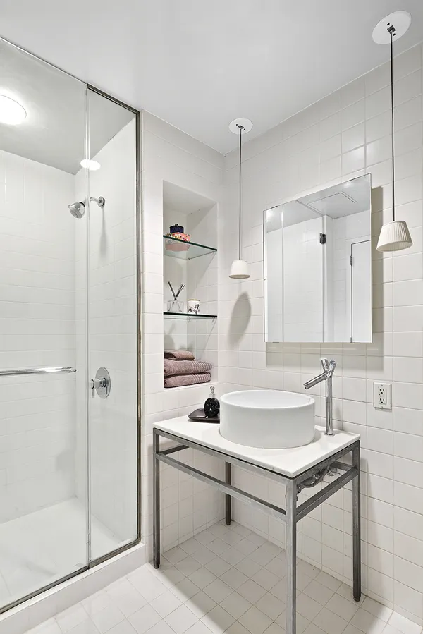 $6,750 | 15 Broad Street, Unit 3214 | Financial District