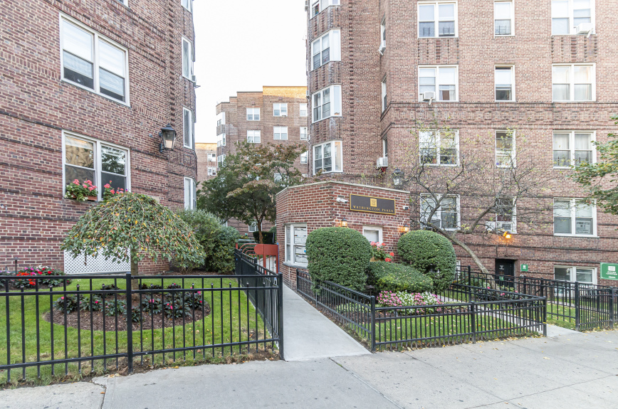 73-12 35th Avenue, Unit C52 Queens, NY 11372 - Photo 11 of 12