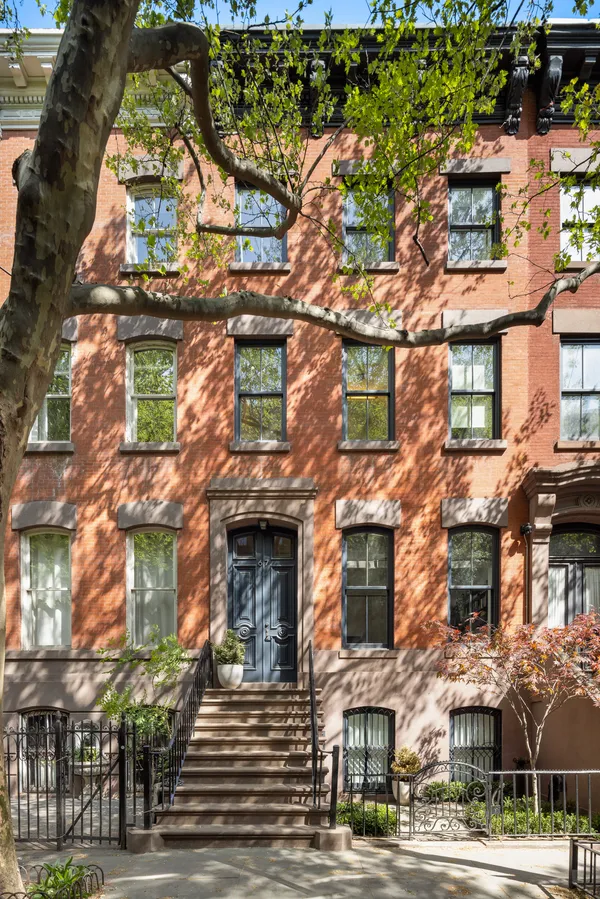 $25,000,000 | 67 Charles Street | West Village