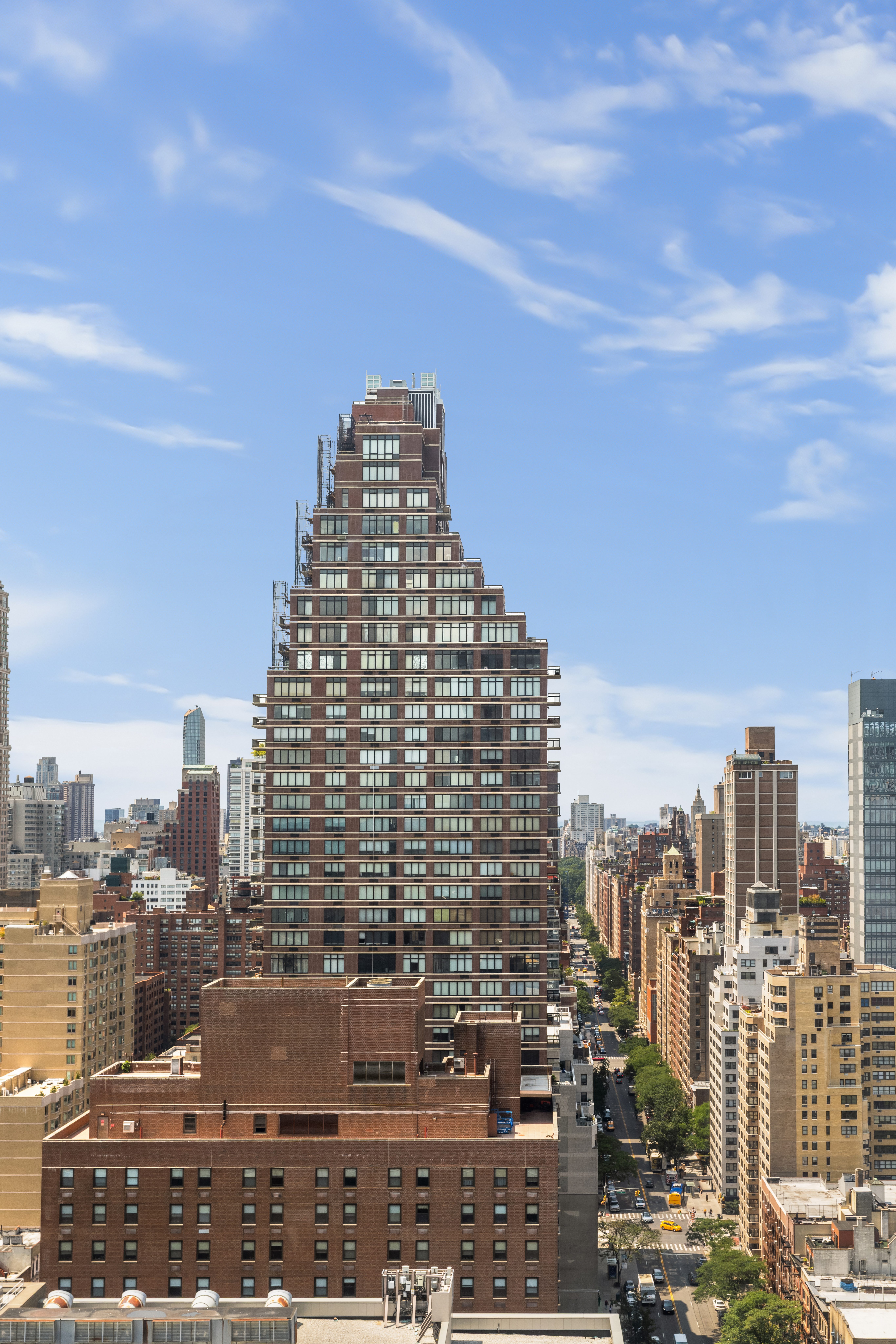 524 East 72nd Street, Unit 33CDE Manhattan, NY 10021 - Photo 11 of 19 Gallery Image 11