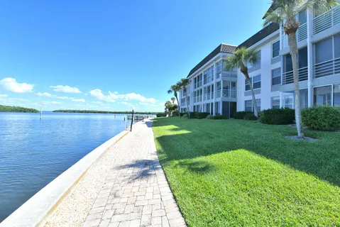 $649,900 | 4380 Exeter Drive, Unit H103, Longboat Key, FL 34228