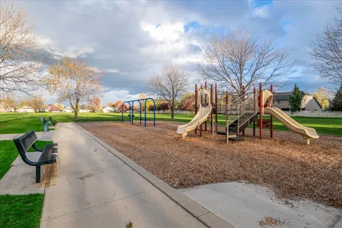 $711,300 | 1848 East SummerDawn Drive, Meridian, ID 83646