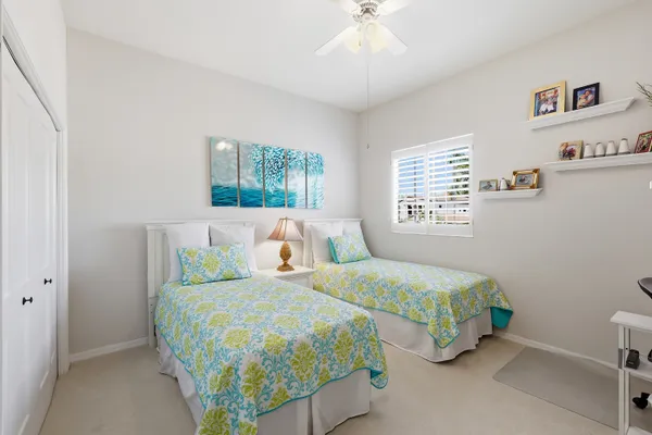 $1,695,000 | 4870 West Boulevard, Naples, FL 34103