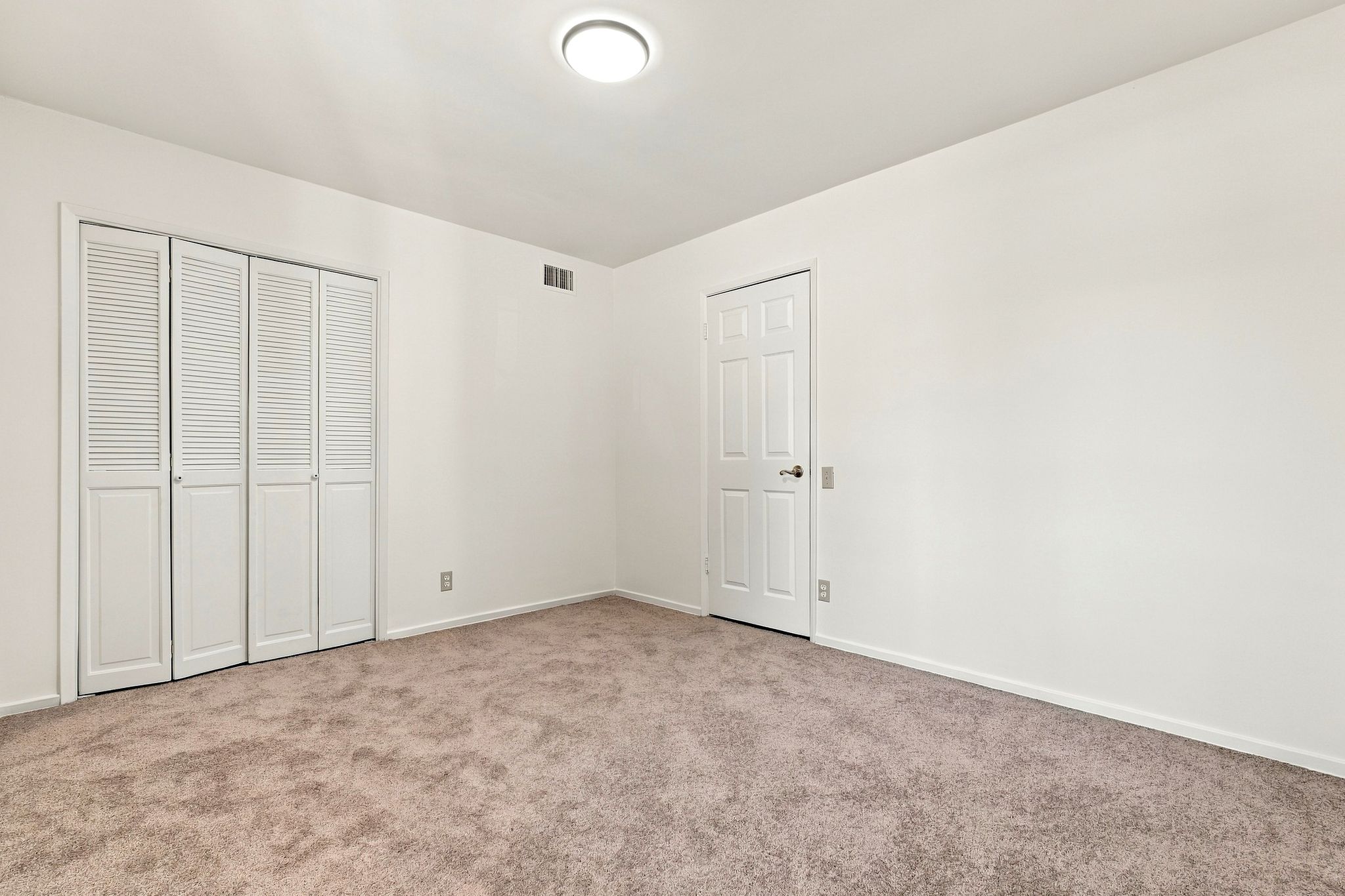 24107 Highlander Road West Hills, CA 91307 - Photo 18 of 34 Gallery Image 18