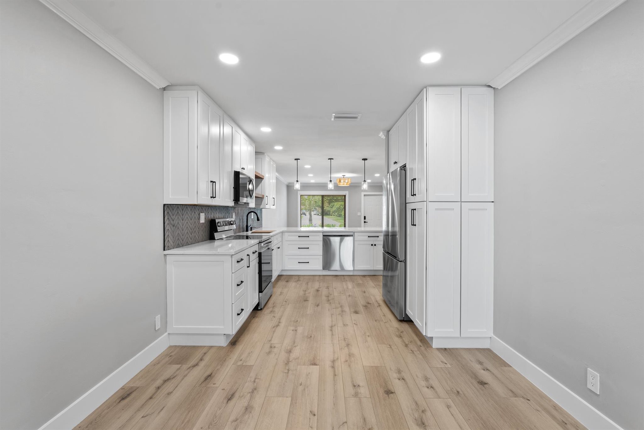2602 Northeast 5th Avenue Boca Raton, FL 33431 - Photo 11 of 50 Gallery Image 11