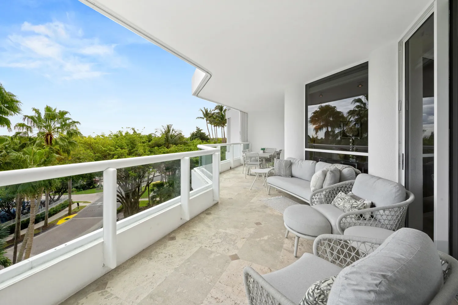 $1,050,000 | 21150 Northeast 38th Avenue, Unit 603, Aventura, FL 33180