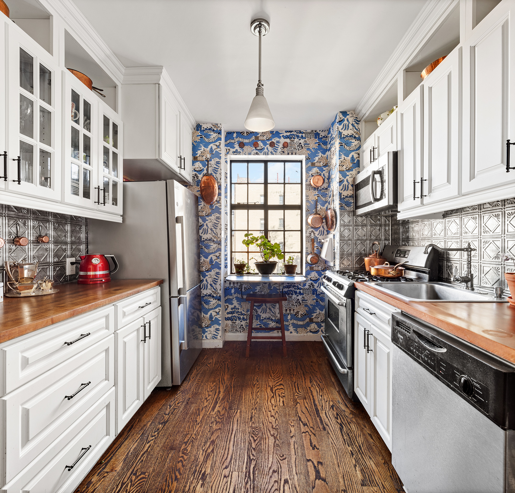 116 Pinehurst Avenue, Unit J41 Manhattan, NY 10033 - Photo 3 of 11 Gallery Image 3