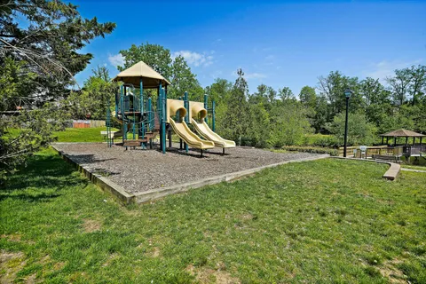 $449,900 | 4014 Sparrow House Lane, Burtonsville, MD 20866