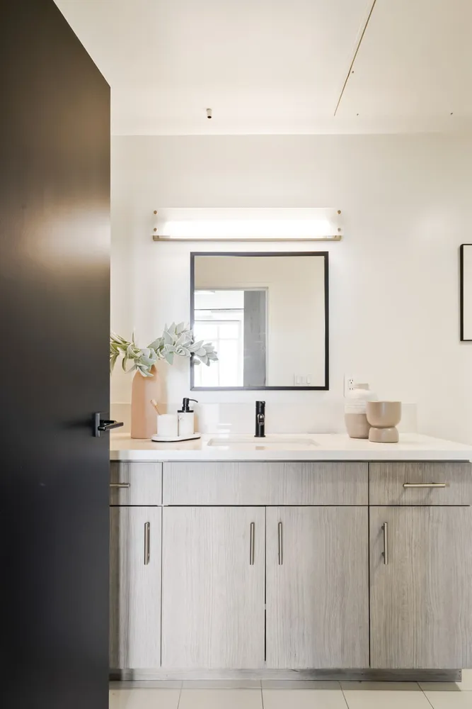 $928,000 | 825 East 4th Street, Unit 310, Los Angeles, CA 90013