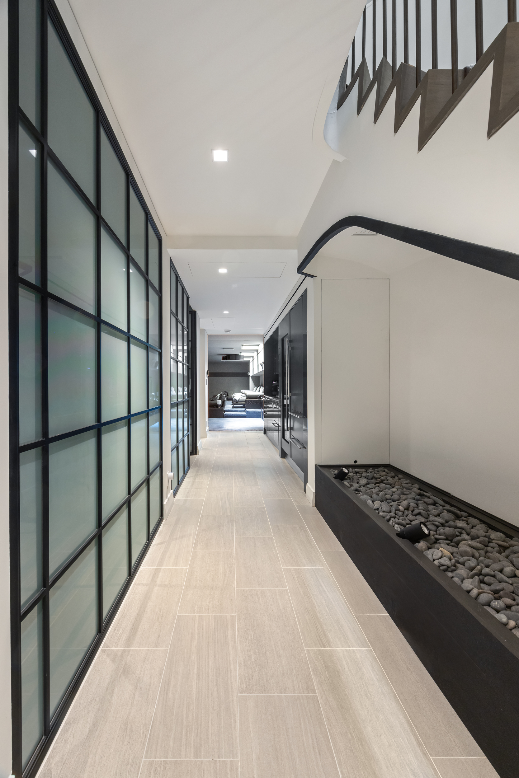 146 Waverly Place Manhattan, NY 10014 - Photo 18 of 41 a view of entryway