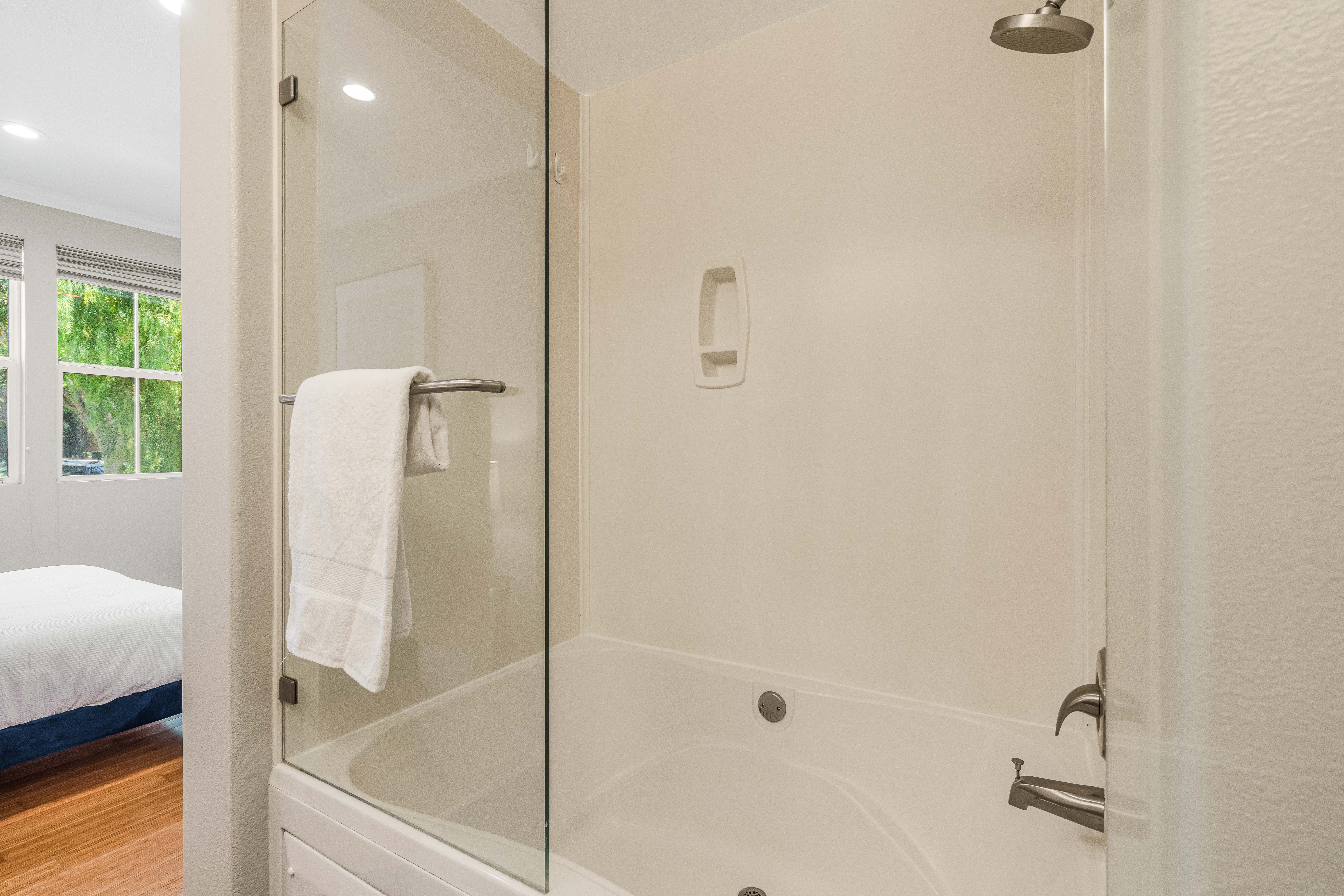 12963 West Runway Road Playa Vista, CA 90094 - Photo 14 of 39 a bathroom with a shower