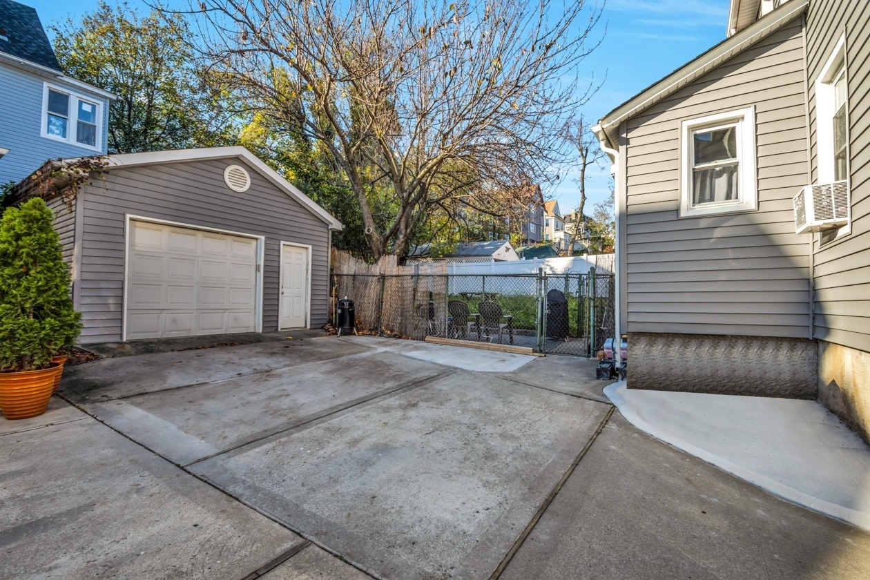 116 Sherman Avenue Staten Island, NY 10301 - Photo 16 of 20