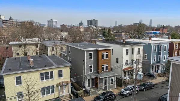 $1,350,000 | 82 Howard Street, Unit 1, Cambridge, MA 02139