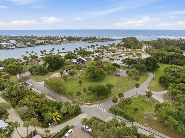 $759,000 | 18546 Lake Bend Drive, Jupiter, FL 33458