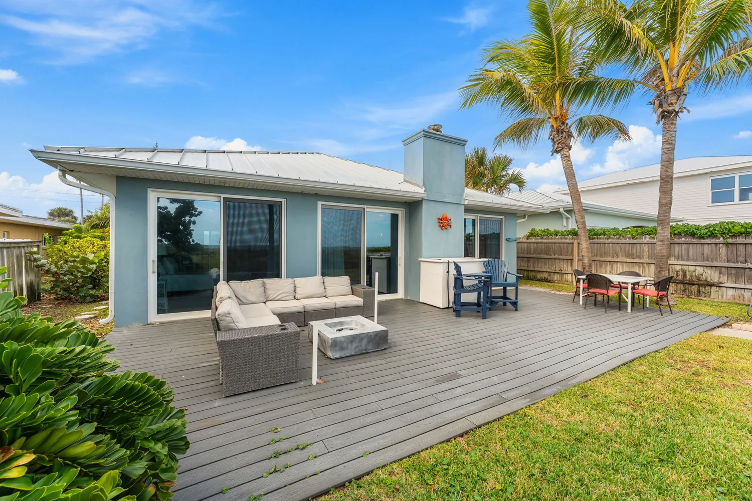 $1,975,000 | 659 South Atlantic Avenue, Cocoa Beach, FL 32931