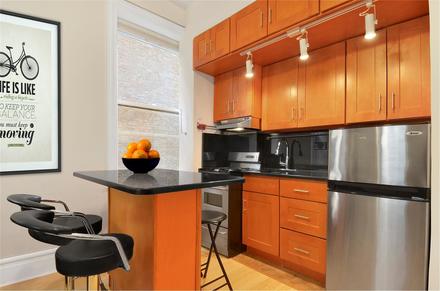 170 West 74th Street, Unit 615 Manhattan, NY 10023 - Photo 1 of 5