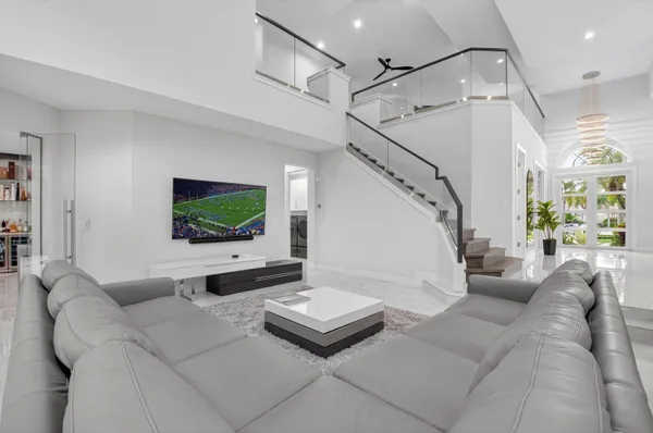 $2,449,000 | 6529 Somerset Circle, Boca Raton, FL 33496