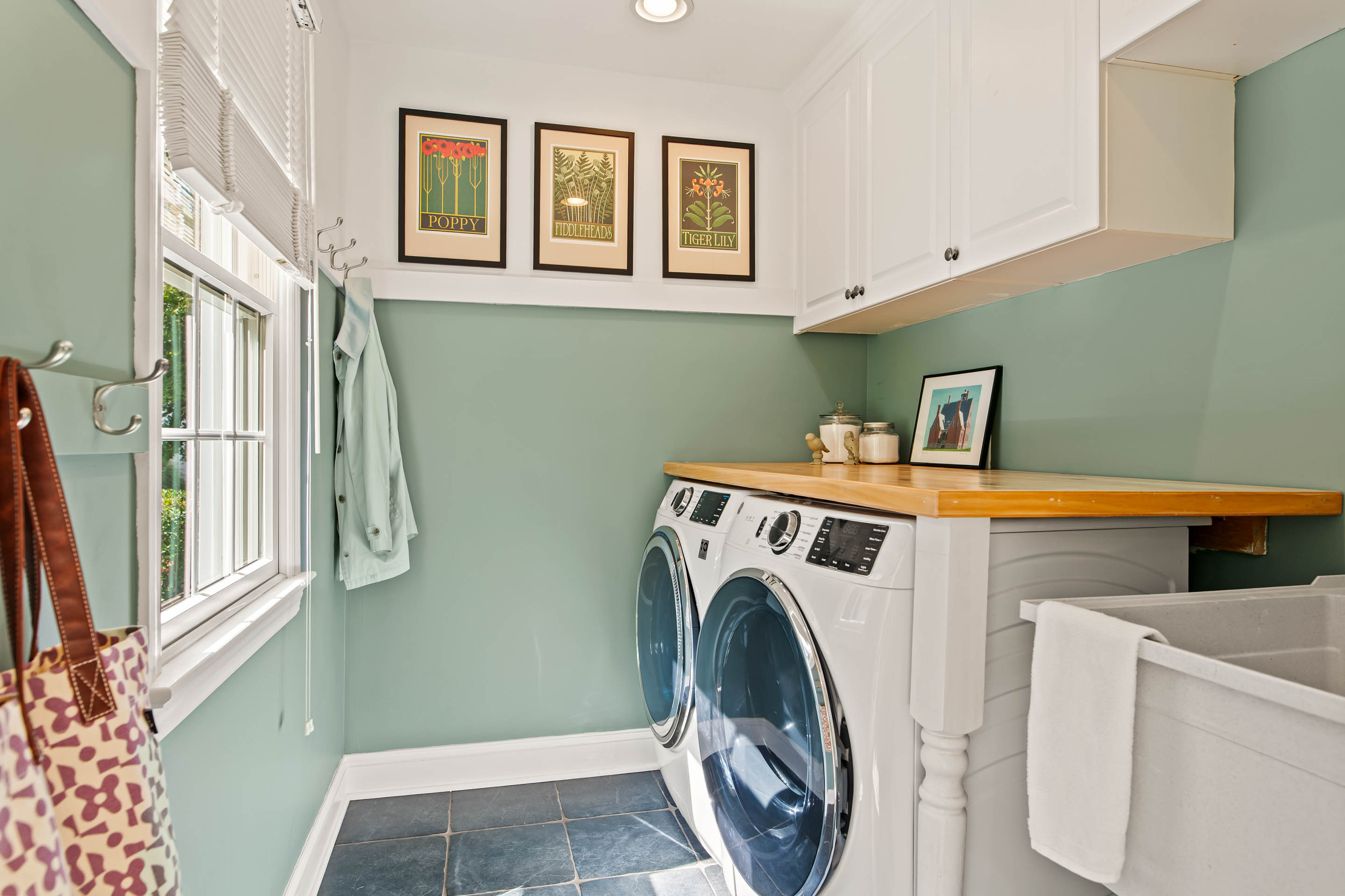 1136 Seaton Ross Road Wayne, PA 19087 - Photo 20 of 48 a utility room with dryer and washer
