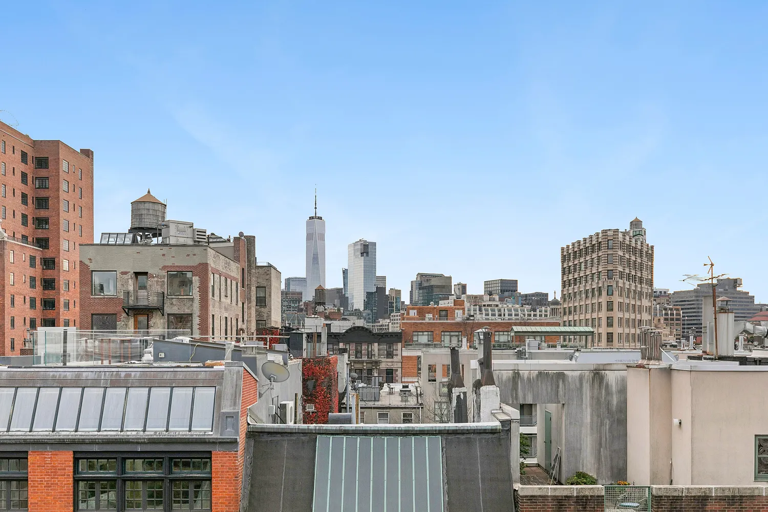 $6,500 | 123 Waverly Place, Unit 7B | Greenwich Village