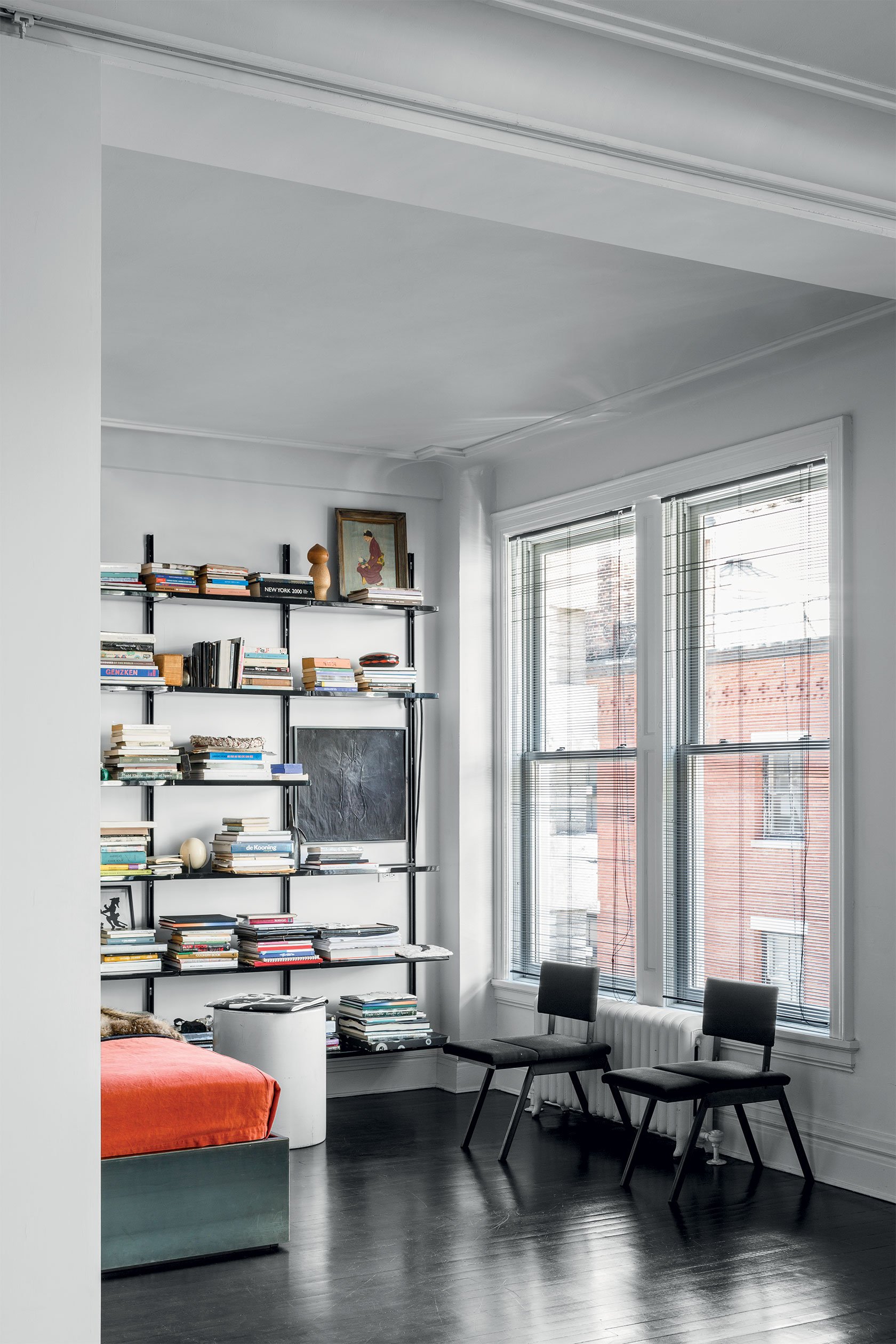 366 Broadway, Unit 5C Manhattan, NY 10013 - Photo 9 of 18 a livingroom with workspace and a window