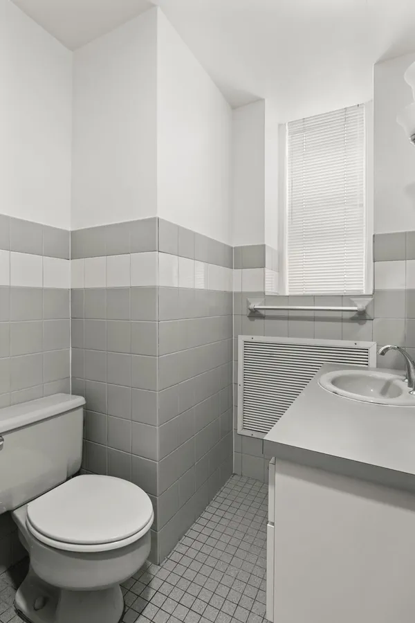 $1,200,000 | 2109 Broadway, Unit 8137 | Upper West Side