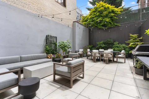 $2,600,000 | 1080 Lorimer Street, Unit 1F | Greenpoint