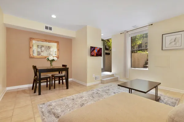 $8,000 | 2127 Newport Place Northwest, Washington, DC 20037
