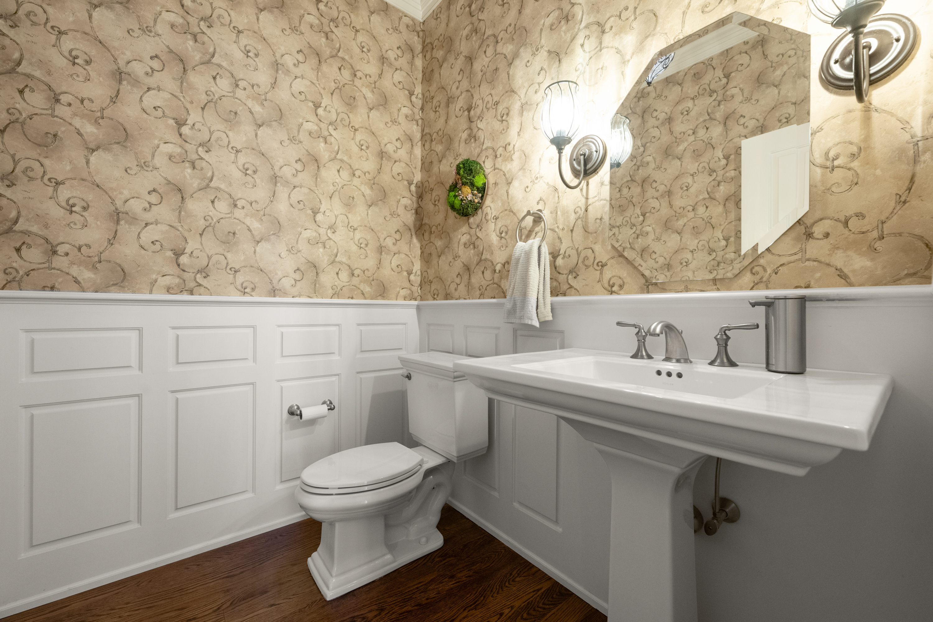 429 Church Road Devon, PA 19333 - Photo 9 of 50