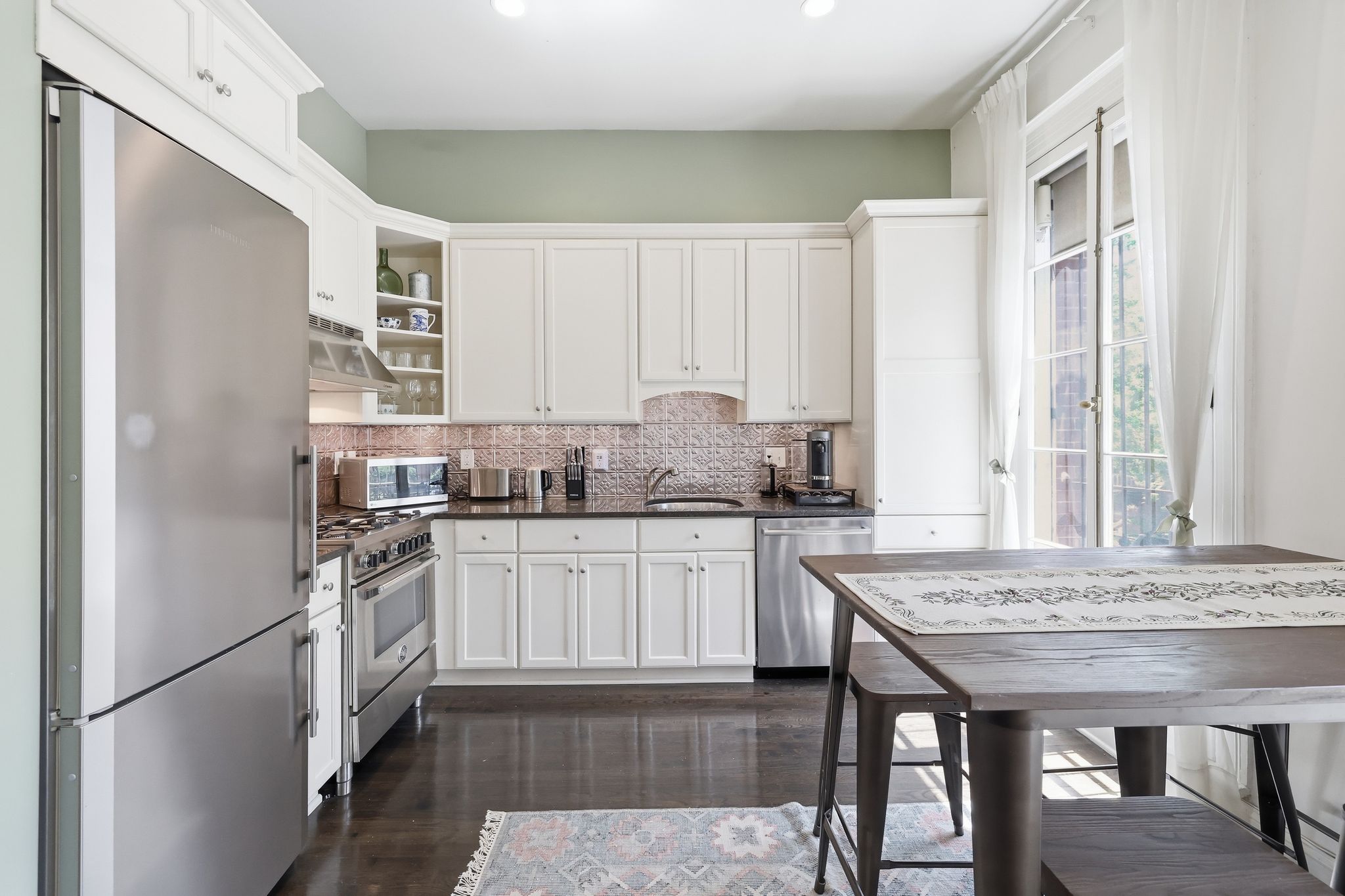 1863 Kalorama Road Northwest, Unit 2A Washington, DC 20009 - Photo 15 of 28 Gallery Image 15