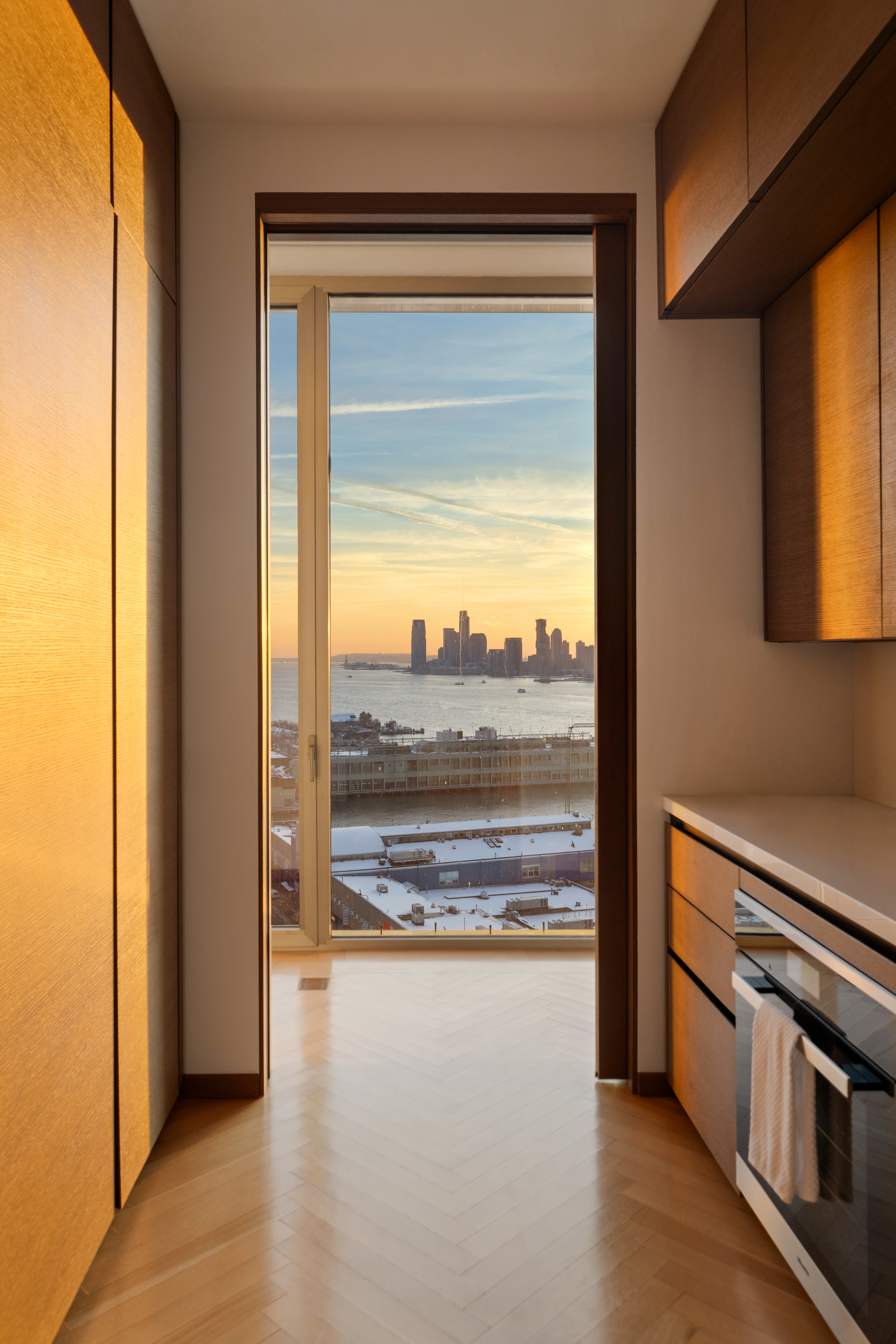 551 West 21st Street, Unit PH19 Manhattan, NY 10011 - Photo 22 of 35