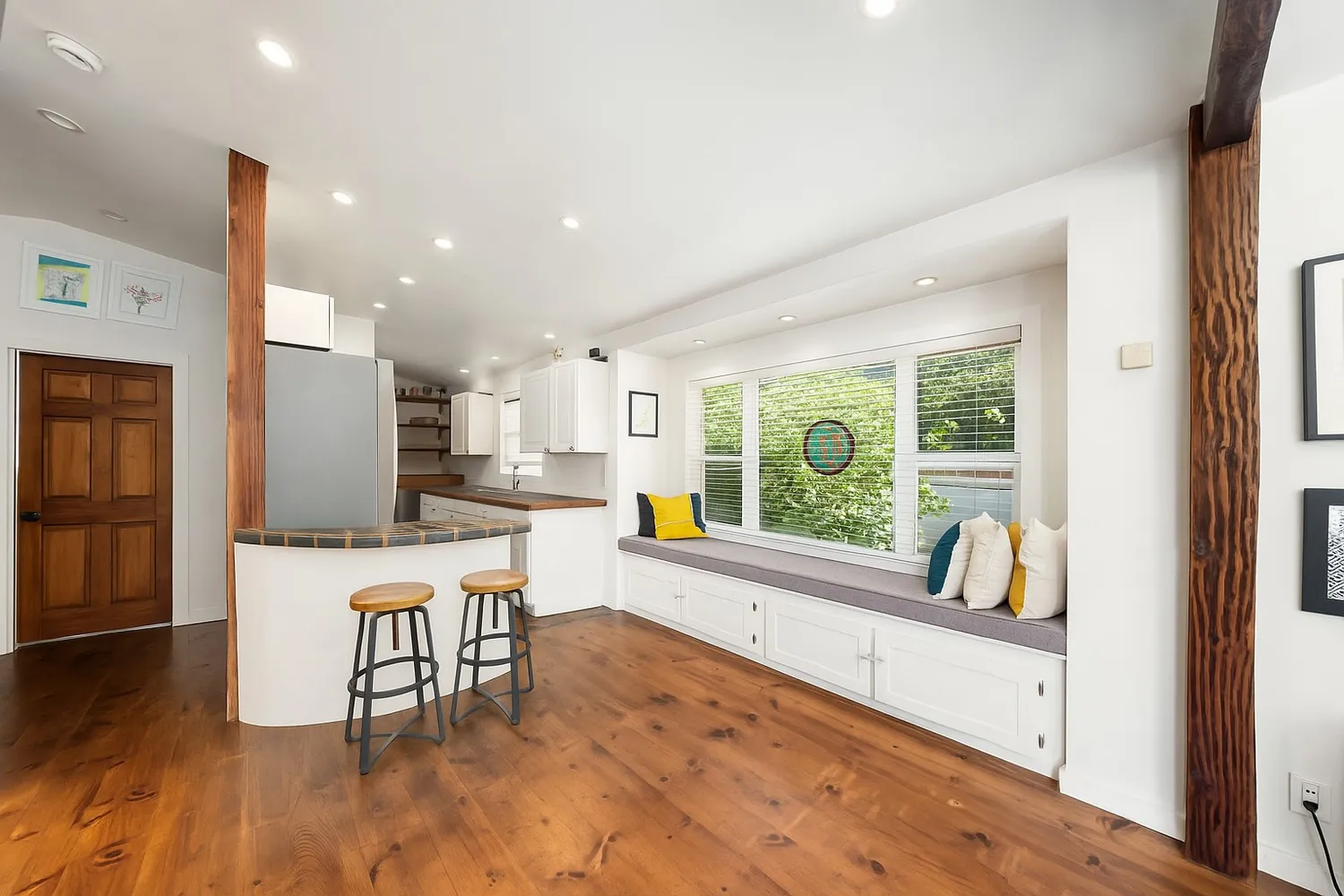 $2,375,000 | 643 Santa Clara Avenue, Venice, CA 90291