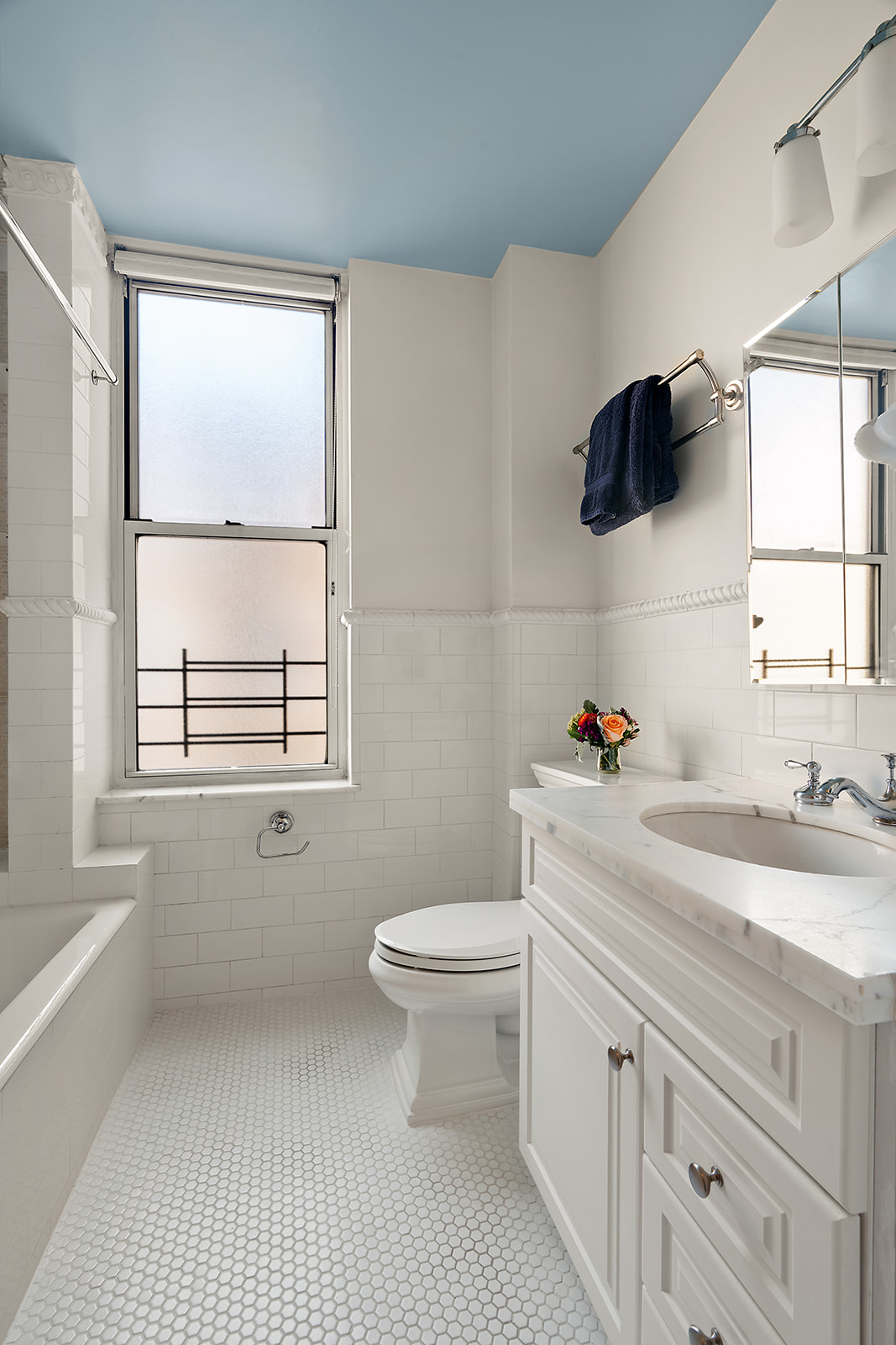 122 East 82nd Street, Unit 8C Manhattan, NY 10028 - Photo 8 of 12 Gallery Image 8