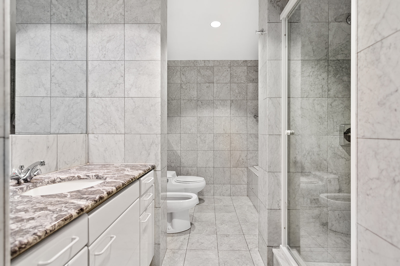 146 West 57th Street, Unit 51B Manhattan, NY 10019 - Photo 5 of 7