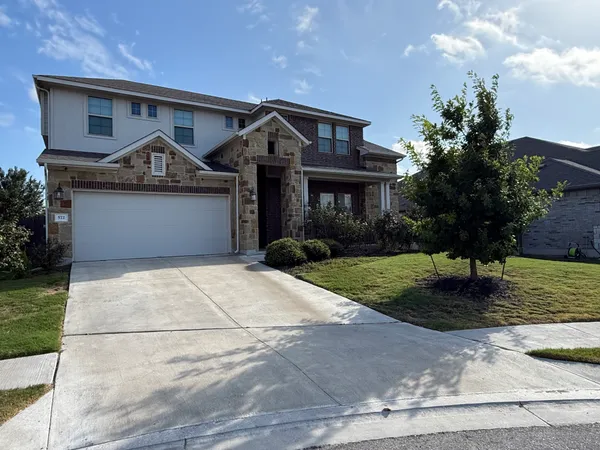 $475,000 | 572 Baretta Loop, Buda, TX 78610