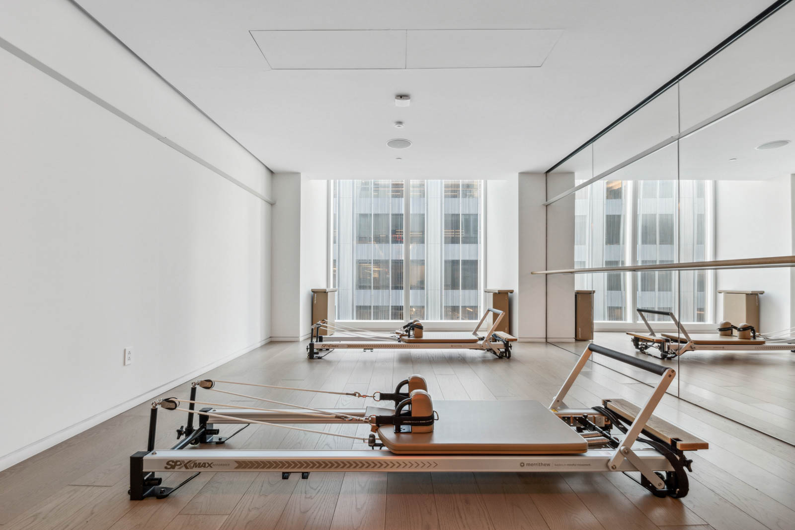 100 East 53rd Street, Unit 19A Manhattan, NY 10022 - Photo 20 of 23 Gallery Image 20