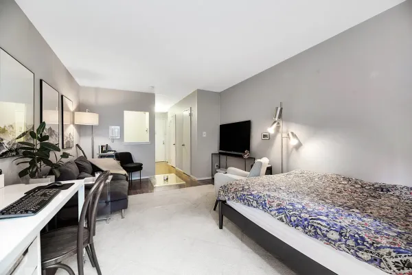 $3,295 | 221 East 82nd Street, Unit 2A | Upper East Side