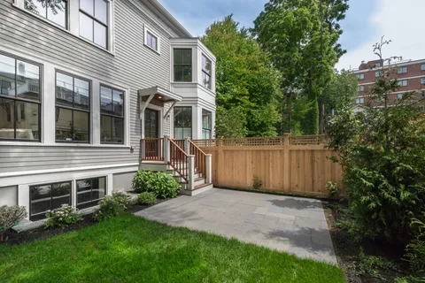 $2,795,000 | 22 Clinton Street, Unit 22, Cambridge, MA 02139