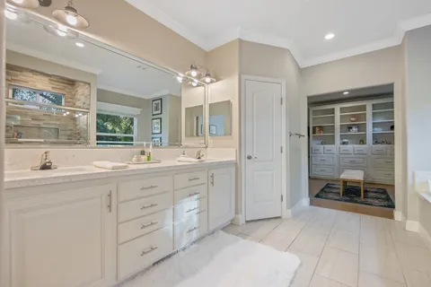 Contact Agent | 141 Sherwood Drive, Westlake Village, CA 91361