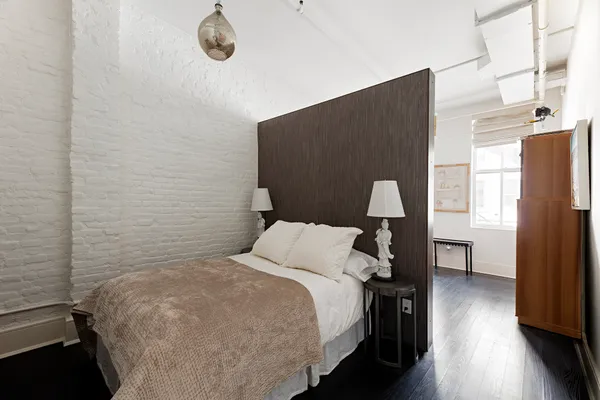 $2,695,000 | 10 East 18th Street, Unit 7N | Flatiron