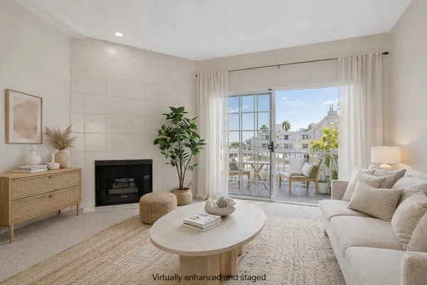$1,138,000 | 1915 Malcolm Avenue, Unit 301, Los Angeles, CA 90025