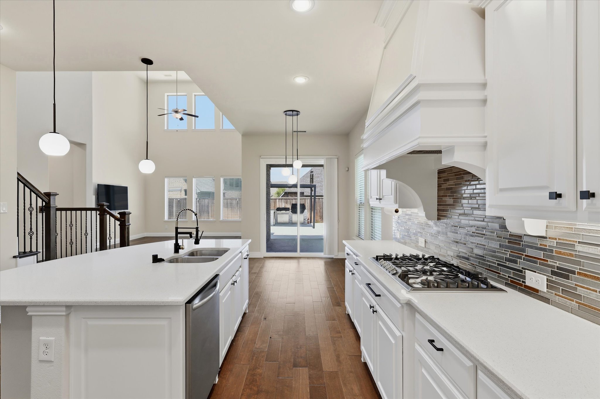 2433 Mare Road Carrollton, TX 75010 - Photo 14 of 41 Gallery Image 14