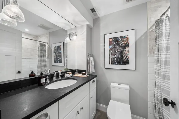 Contact Agent | 1515 T Street Northwest, Washington, DC 20009