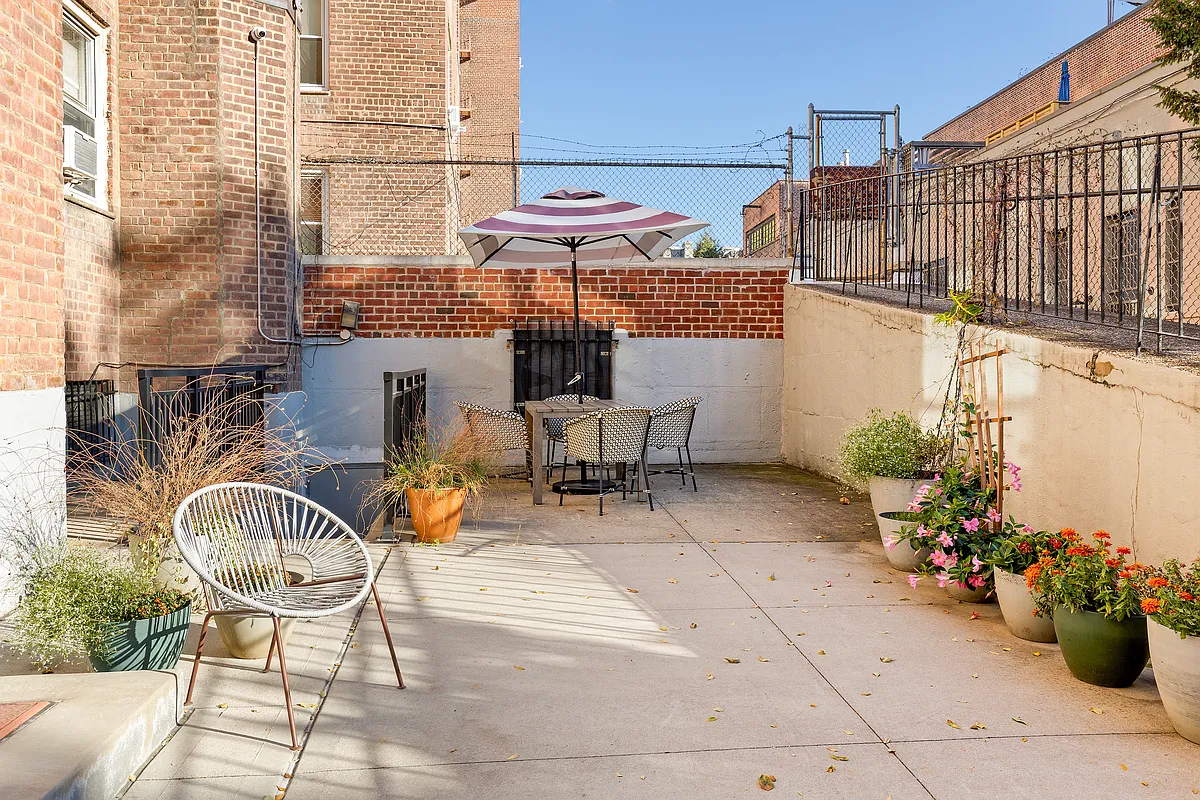 220 Congress Street, Unit 5F Brooklyn, NY 11201 - Photo 7 of 9