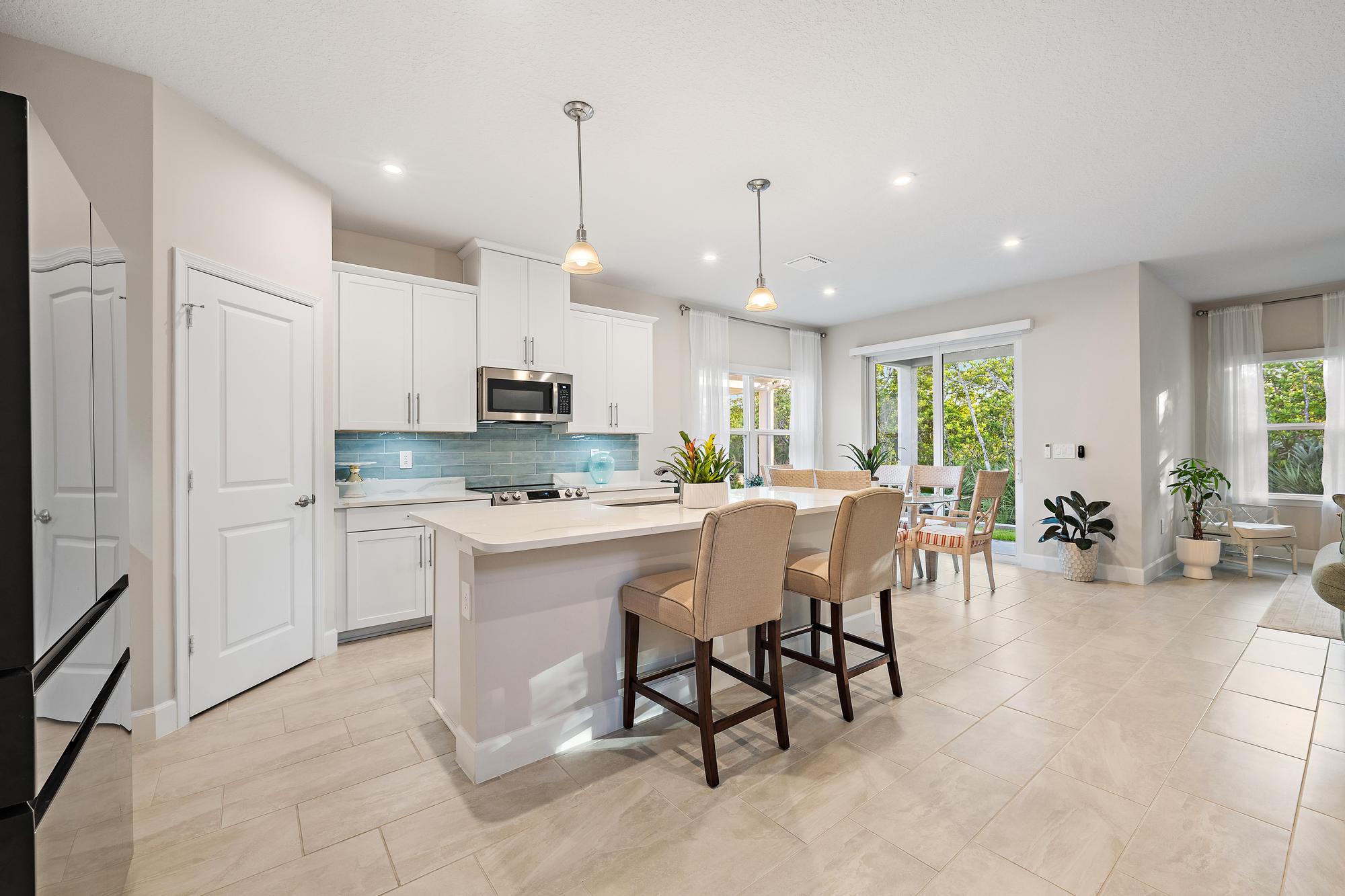 178 Southwest Pomeroy Street Stuart, FL 34997 - Photo 4 of 54