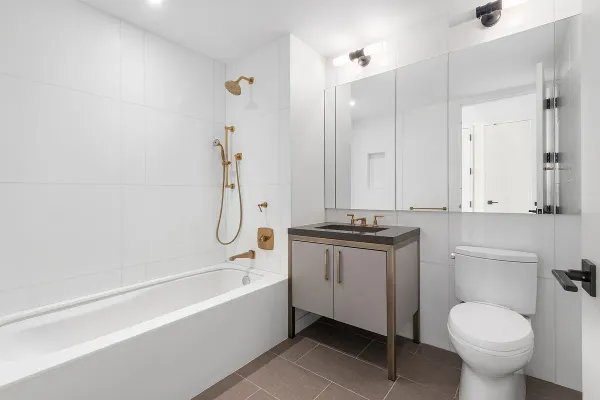 $3,995,000 | 500 West 21st Street, Unit 2G | Chelsea