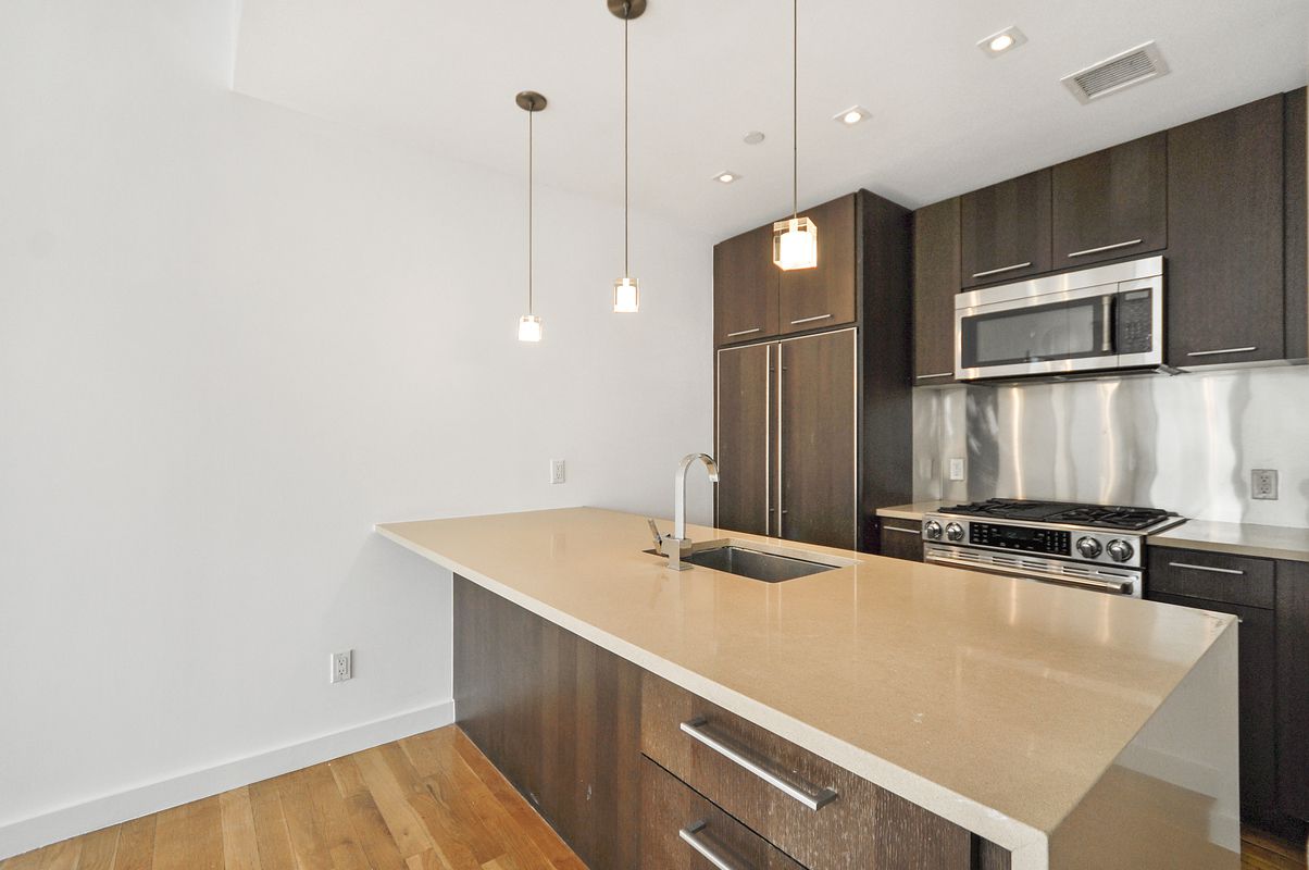 342 East 110th Street, Unit 7E Manhattan, NY 10029 - Photo 2 of 8