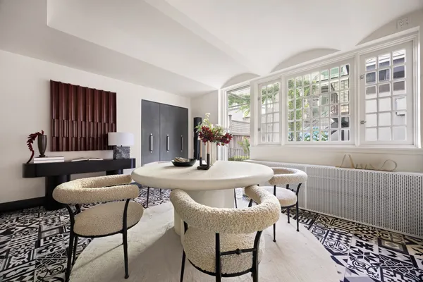 $9,800,000 | 15 East 70th Street, Unit PHB | Lenox Hill
