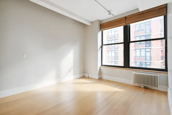 $8,000 | 70 Washington Street, Unit 4U | DUMBO