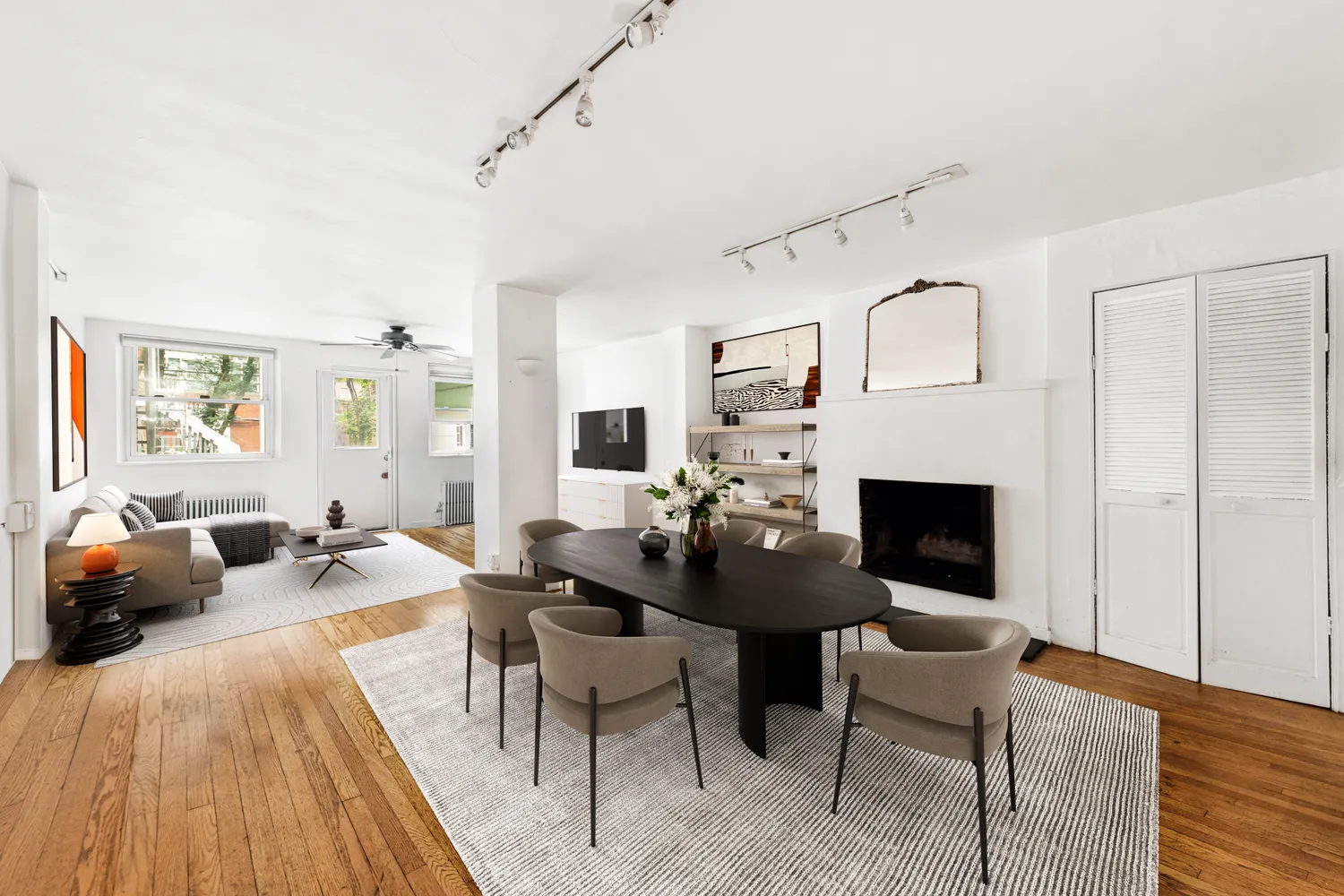 $3,500,000 | 209 East 48th Street | Midtown East